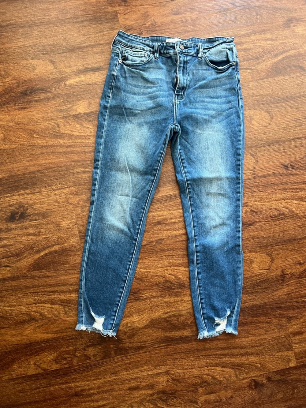 Women’s KanCan Distressed hem Blue Jeans